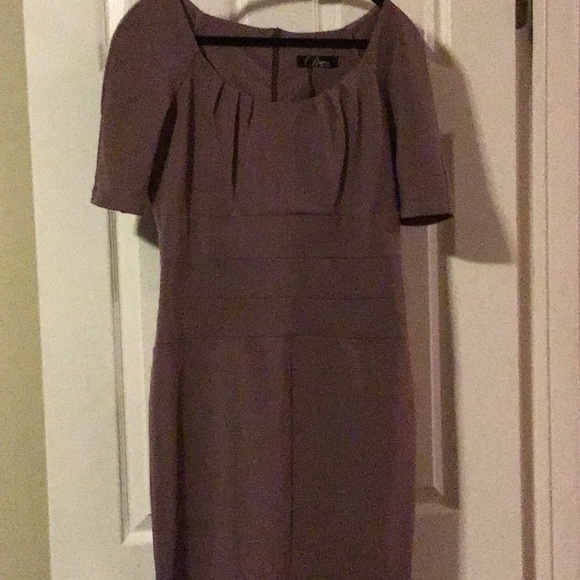 Lucian Matis Daphne sheath dress. - Picture 2 of 4